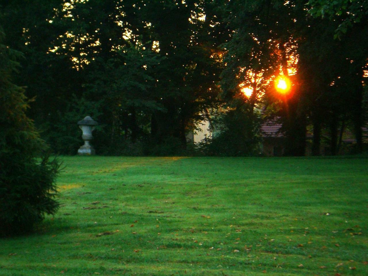 Marstall Im Schlosspark Rheinsberg Exterior foto
